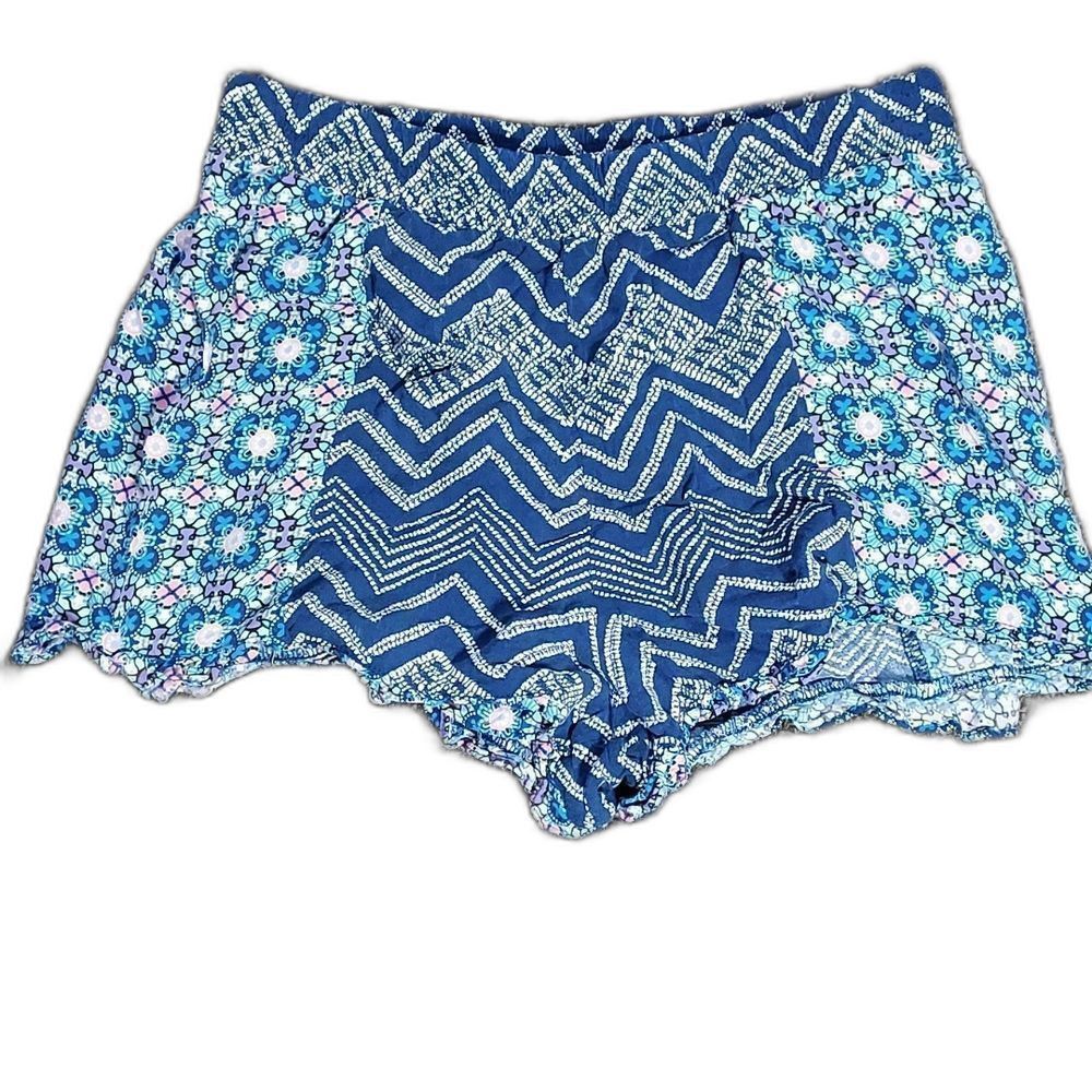 No Boundaries Size Medium (7-9) Floral Shorts